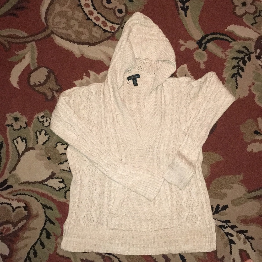 LRL Lauren Jeans Co. cable knit sweater